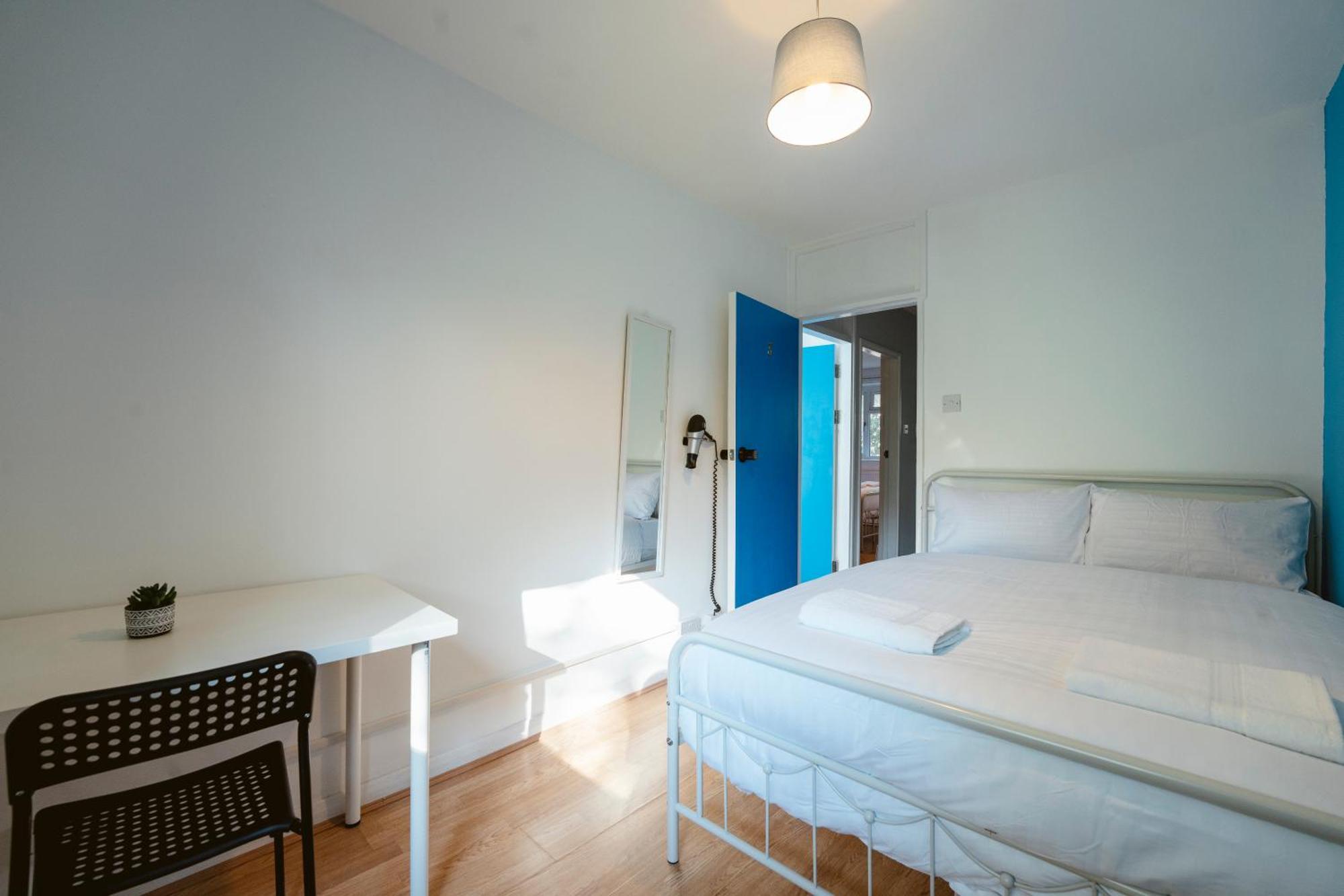 Deptford Bridge Double Rooms Лондон Екстериор снимка