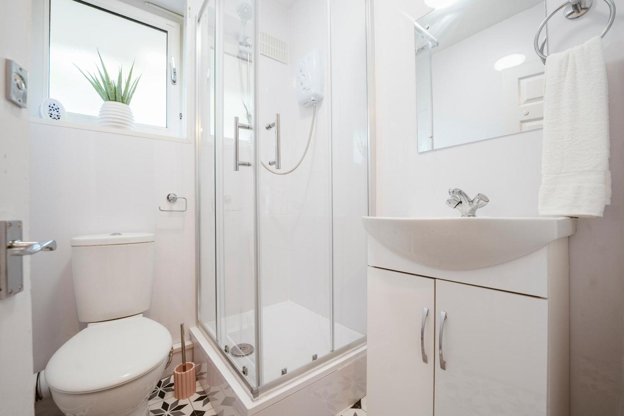 Deptford Bridge Double Rooms Лондон Екстериор снимка